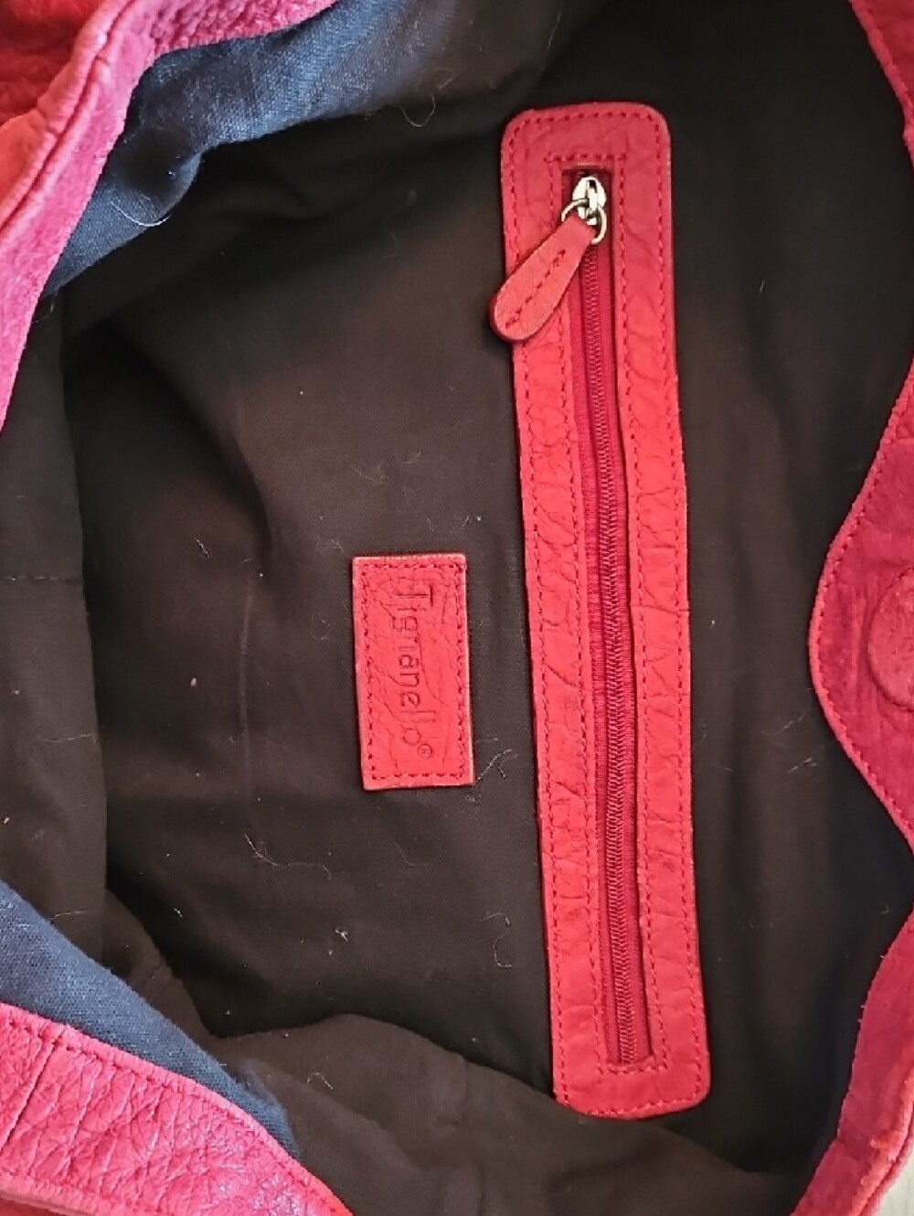 Tignanello Red Leather Shoulder Bag - Picture 3 of 8